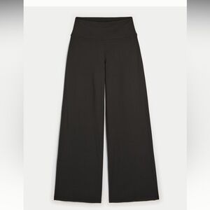 Gilly Hicks Active Recharge Wide-Leg Pants